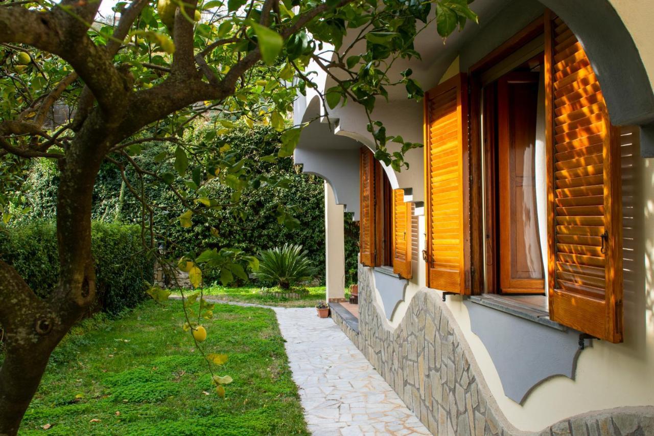 Villa Dei Fiori - Exclusive With Garden In Sorrento Coast