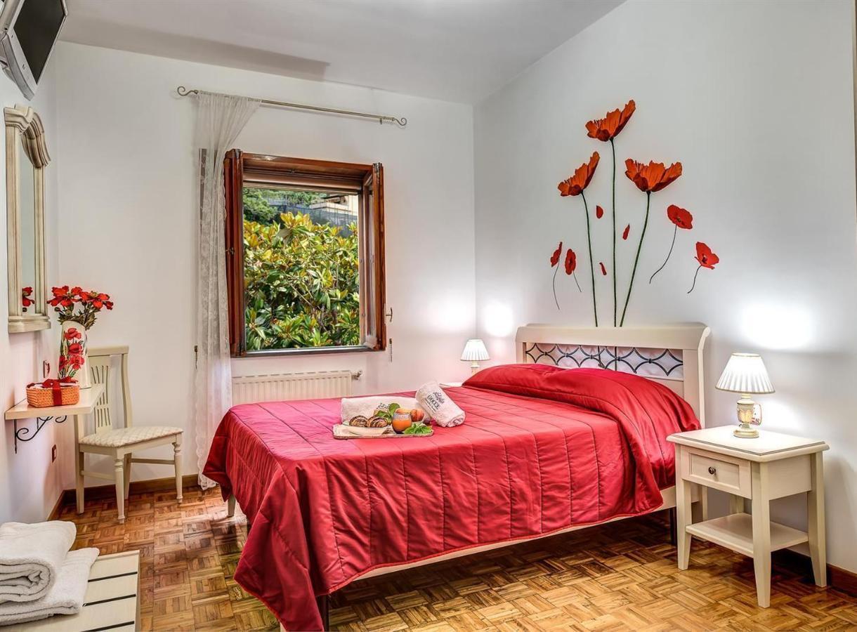 Villa Dei Fiori - Exclusive With Garden In Sorrento Coast Vico Equense